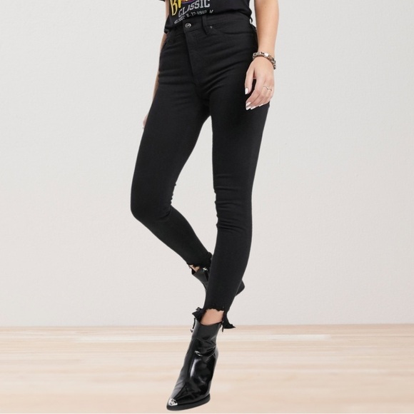 TOPSHOP Black Distressed Hem Skinny Jeans - Picture 1 of 8